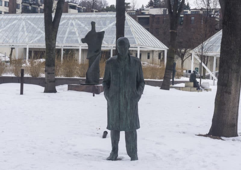 WalkingManSculpturesBkgnd.032820